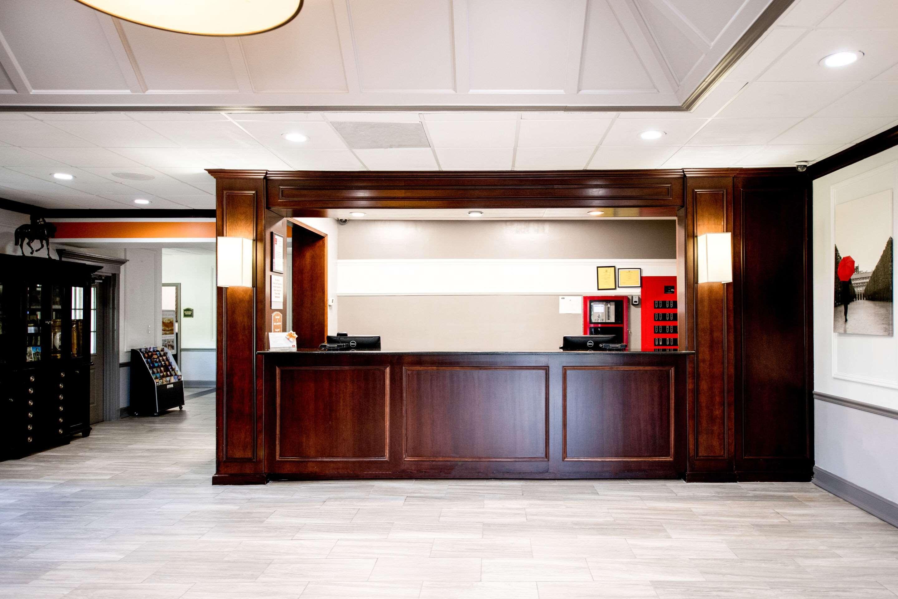 Clarion Hotel & Conference Center Leesburg Ngoại thất bức ảnh