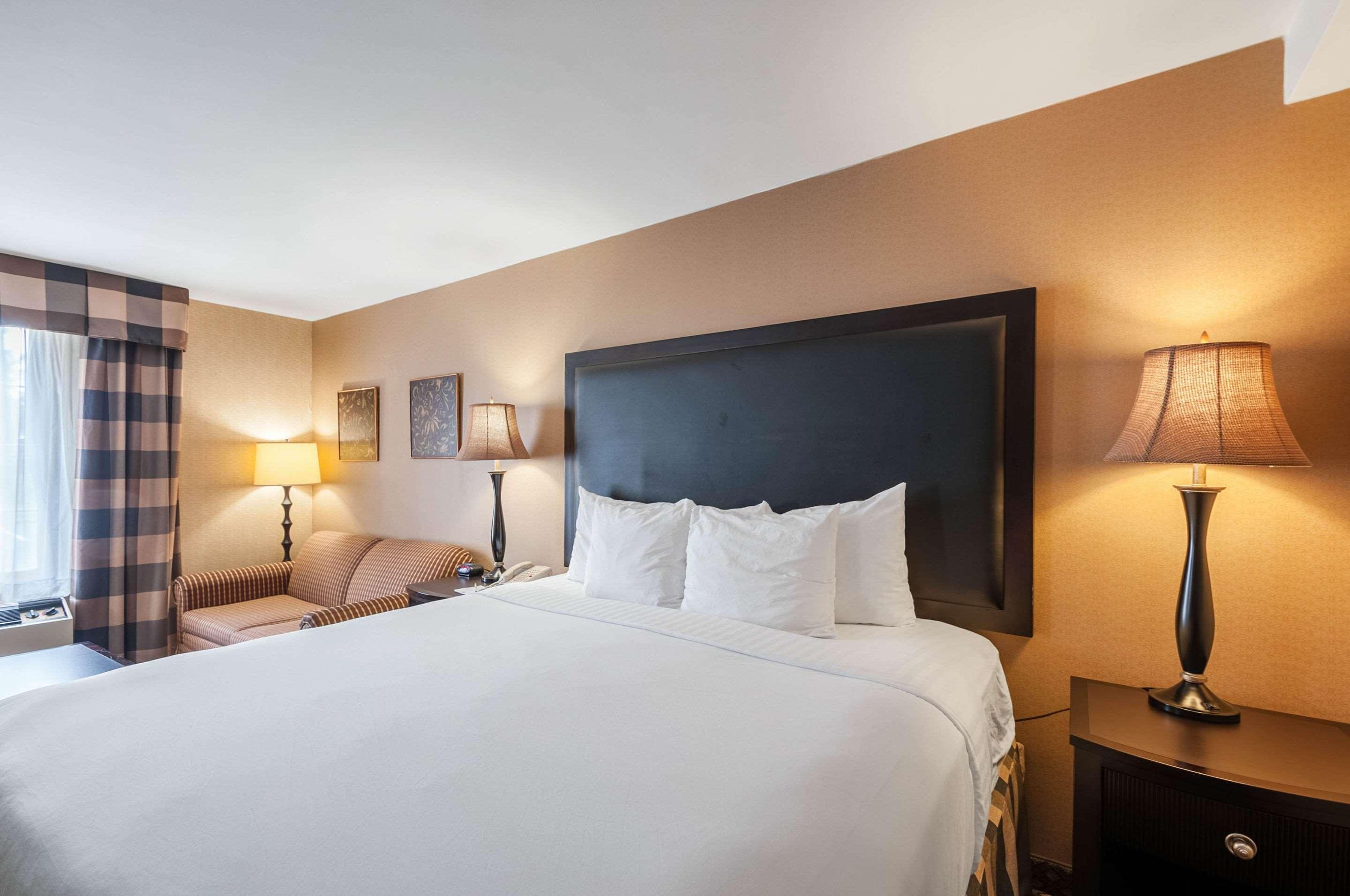 Clarion Hotel & Conference Center Leesburg Ngoại thất bức ảnh