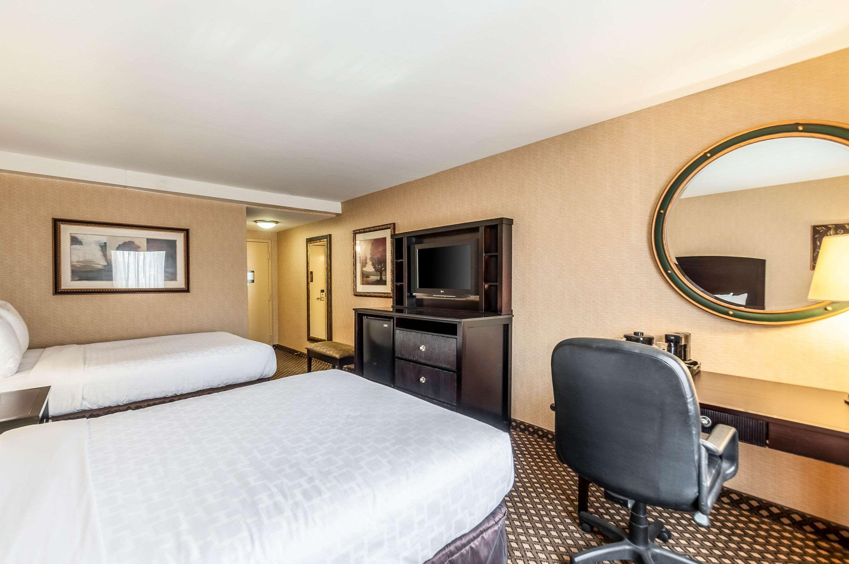 Clarion Hotel & Conference Center Leesburg Ngoại thất bức ảnh